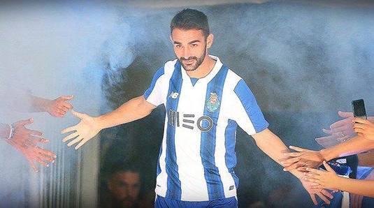 Concurenţă pentru Florin Andone! Ce atacant a transferat Deportivo