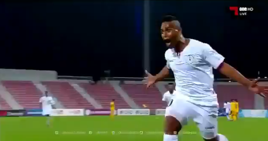 VIDEO | Duel fabulos în Qatar: Eric vs. Sneijder! Fostul jucător din Liga 1 e comparat de arabi cu Ronaldinho după acest gol fantastic!