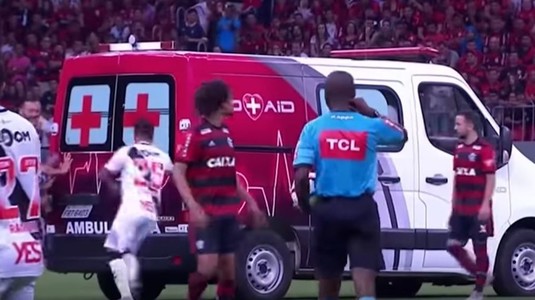 VIDEO | Fază genială în Brazilia, după ce ambulanţa s-a defectat. Cum au reacţionat fotbaliştii