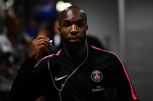 Paris Saint-Germain se desparte, în plin sezon, de un jucător de mare experienţă. Lass Diarra şi-a reziliat contractul