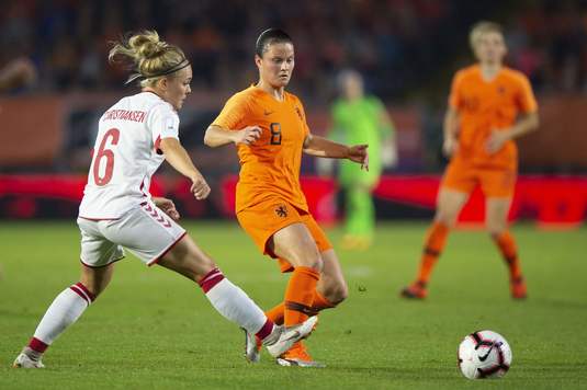 Olanda a învins Suedia şi va juca finala Cupei Mondiale la fotbal feminin împotriva Statelor Unite. Când are loc ultimul act