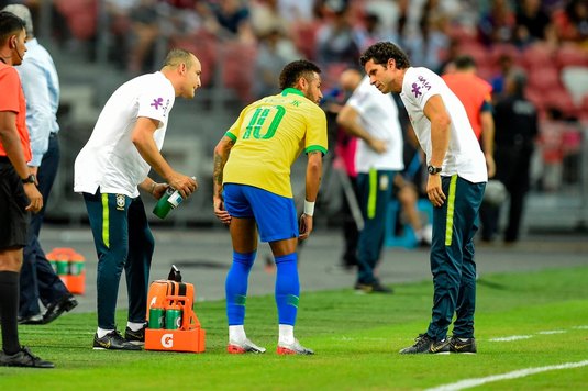 Neymar, OUT patru săptămâni. Diagnosticul pus de medici, după accidentarea suferită în amicalul Braziliei