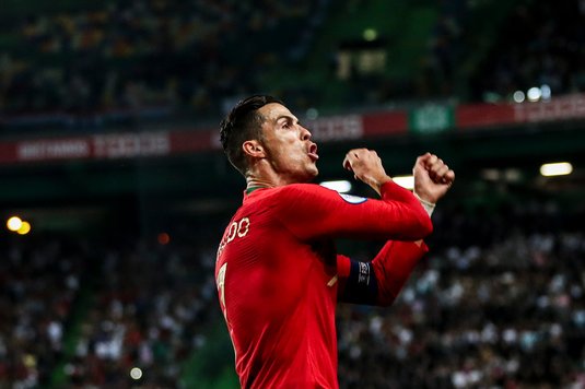 CR700! Cristiano Ronaldo, pur şi simplu imens: a marcat golul cu numărul 700 al carierei. E singurul jucător aflat în activitate care atinge această bornă