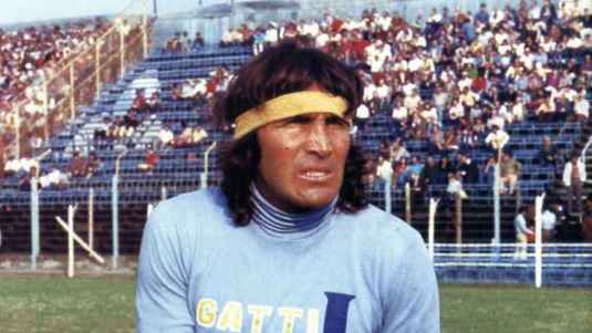 Fostul internaţional argentinian Hugo Gatti a fost internat cu Covid-19
