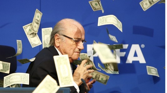 Declaraţii surprinzătoare făcute de Blatter: "Au spus că trebuie să cadă capul". Ce presiuni au pus americanii şi cum au reacţionat autorităţile elveţiene