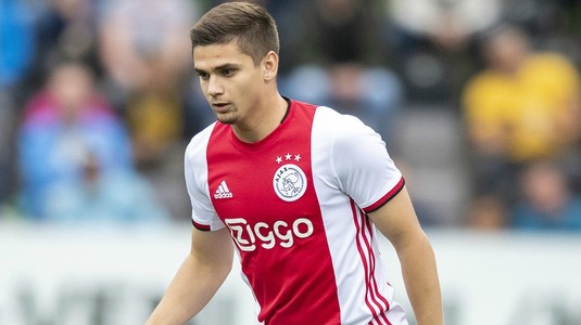 Răzvan Marin pleacă în Serie A! Internaţionalul român va fi vândut definitiv de Ajax. Toate detaliile transferului 