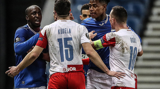 BREAKING NEWS | Suspendări drastice după scandalul de rasism de la meciul Rangers - Slavia Praga! Cât au fost sancţionaţi Kudela şi Kamara