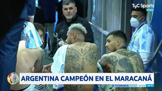 Imagini superbe cu Messi şi Neymar după finala de la Copa America! Brazilianul a plâns. Au petrecut minute bune împreună | VIDEO