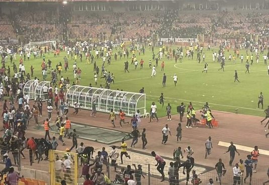 Un medic FIFA a decedat la Abuja, unde au avut loc grave incidentele după meciul Nigeria - Ghana