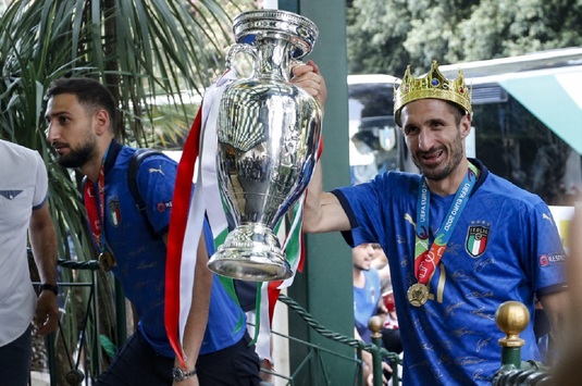 Chiellini ar fi vrut să se retragă din naţionala Italiei după Campionatul Mondial, dar Squadra Azzurra i-a dat planul peste cap
