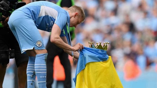 VIDEO | Momente emoţionante cu Zinchenko. Fotbalistul ucrainean a plâns după ce a pus drapelul ţării sale pe trofeul Premier League