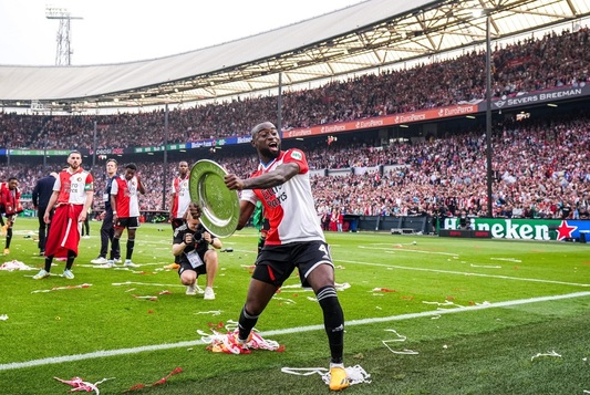 Feyenoord a câştigat titlul în Olanda. Este al 16-a din istorie. Precedentul l-a adus fostul antrenor al lui Ianis Hagi | VIDEO
