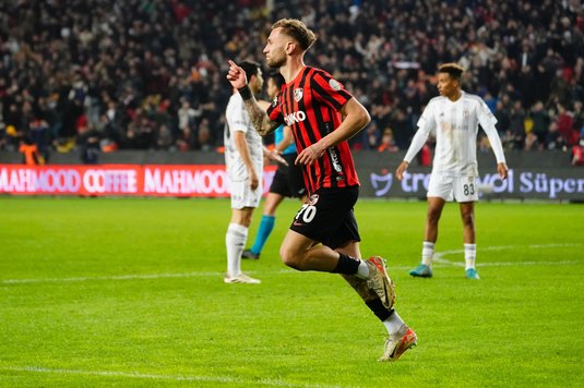 VIDEO | Sorescu şi Drăguş s-au distrat cu Besiktas şi au marcat două goluri superbe la primul meci după plecarea lui Şumudică