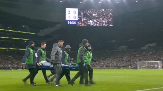 Panică sub privirea lui Radu Drăguşin! În meciul lui Tottenham, Bentancur s-a prăbuşit pe teren şi a fost scos pe targă. 10 minute a stat pe gazon