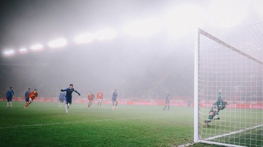 Meci cu şase goluri la debutul lui Liam Rosenior la Chelsea! Vedetele care au lipsit din echipa de start