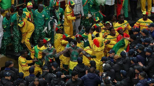 19 suporteri condamnaţi la închisoare pentru huliganism la finala Cupei Africii pe Naţiuni!