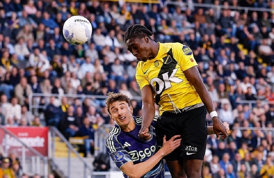Decizia instanţei olandeze, după ce în Eredivisie s-a luat în calcul rejucarea a 133 de meciuri. 25 de jucători ar fi evoluat fără permisele de muncă