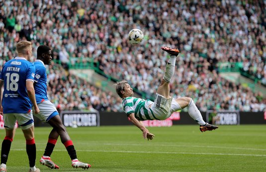 Spectacol total în Old Firm! Celtic a învins-o pe Rangers, iar visul frumos al lui Hearts s-ar putea destrăma