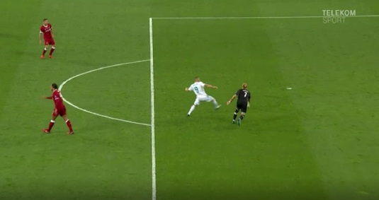 VIDEO | Benzema, printre cele mai ciudate goluri date în istoria Ligii Campionilor. În 1989, Piţurcă reuşea ceva şi mai tare :)