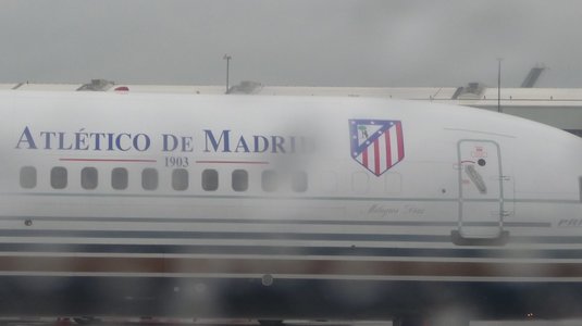 Zbor cu turbulenţe pentru aeronava care transporta jucătorii echipei Atletico Madrid la Torino