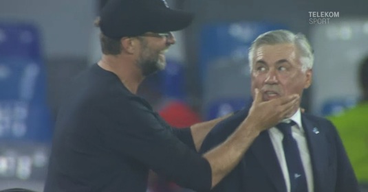 VIDEO | Momentul în care Jurgen Klopp îl ”pălmuieşte” pe Carlo Ancelotti. Cum a reacţionat antrenorul lui Napoli