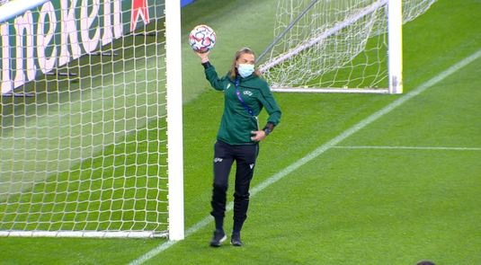 VIDEO Frappart scrie istorie! Ea este prima femeie care arbitrează un meci de fotbal masculin din UEFA Champions League
