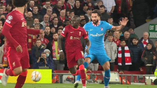 VIDEO | Eliminare bizară în Liverpool - Atletico Madrid! Fotbaliştii lui Simeone, revoltaţi pentru felul în care a fost eliminat Felipe