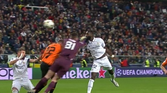 Accidentari înfiorătoare în Şahtior - Real Madrid! Trubin şi Rudiger s-au dat cap în cap, iar fundaşul a ieşit plin de sânge de pe teren | VIDEO