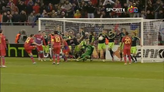 VIDEO / Steaua - Ajax 0-0. Rusescu a ratat o indirectă din 7 metri (min. 34)