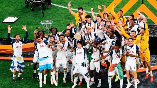 Primele mesaje pentru Radu Drăguşin după ce a câştigat Europa League cu Tottenham: ”Mereu am crezut în tine!”