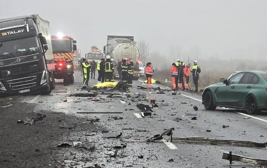 Tragedie în România. Accdent rutier în Timiş, cu 7 morţi şi 3 răniţi. Microbuzul transporta fani ai echipei lui Răzvan Lucescu, PAOK Salonic