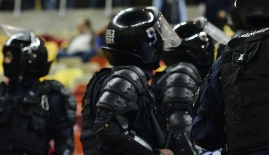 Măsuri dure după FCSB - Fenerbahce. Jandarmeria Capitalei a intervenit
