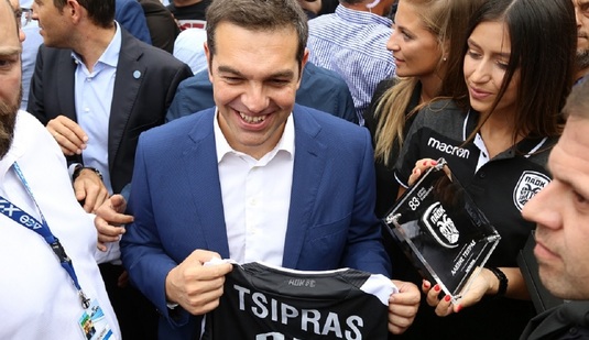 Mesajul interpretabil transmis de Alexis Tsipras, premierul Greciei, după ce Răzvan Lucescu a reuşit să câştige titlul cu PAOK Salonic