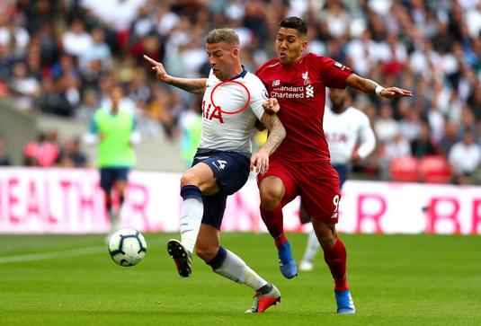 Imaginea săptămânii! Cum a ajuns Toby Alderweireld să joace fără emblema clubului pe piept în derby-ul cu Liverpool