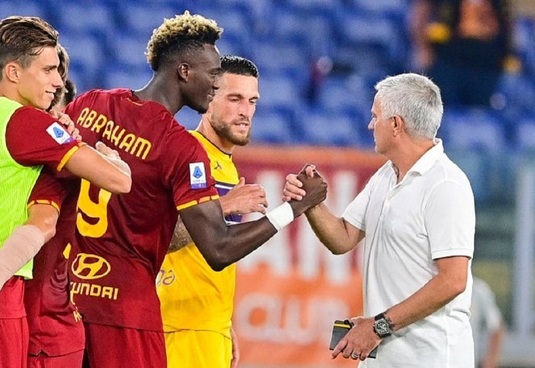 3 cluburi din Premier League îl vor pe golgheterul lui Mourinho de la AS Roma!
