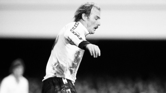 Doliu în fotbalul britanic! A murit fostul jucător de la Tottenham şi Leeds United