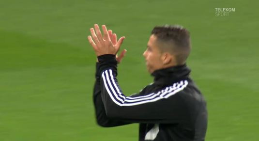 VIDEO | Cristiano Ronaldo a revenit pe Old Trafford. Momentele în care a fost ovaţionat de public