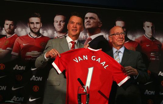 Van Gaal ştie de ce nu a reuşit la Manchester United şi a dat vina pe conducere: "Nu mă aşteptam la asta de la cel mai bogat club"