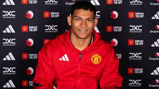 Un nou transfer surprinzător la Manchester United. "Diavolii" şi-au luat un fundaş de 18 ani din America de Sud