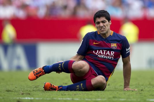 BOMBĂ la Barcelona: Luis Suarez va fi operat şi va lipsi minimum trei săptămâni