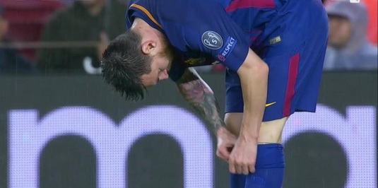 VIDEO | Moment senzaţional cu Leo Messi în prim plan! Ce şi-a scos argentinianul din jambiere şi a început să mănânce în meciul cu Olympiakos
