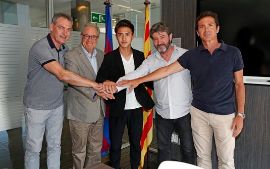 OFICIAL | Barcelona şi-a prezentat o nouă achiziţie! A fost desemnat cel mai bun jucător din campionat înainte să ajungă pe Camp Nou