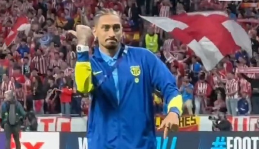 Raphinha s-a dus spre fanii lui Atletico şi i-a ironizat, apoi i-a "distrus" pe Kovacs şi Turpin: "Ni s-a furat dubla manşă"