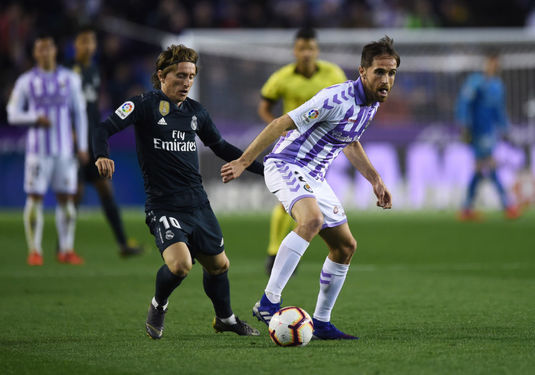 VIDEO | Meci cu cinci goluri, plin de evenimente la Valladolid. Real a câştigat, dar gazdele au ratat un penalty şi au avut două goluri anulate