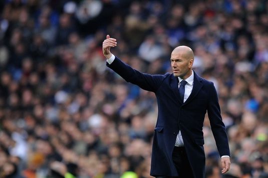 Zinedine Zidane are patru fundaşi francezi pe lista sa de achiziţii de la Real Madrid