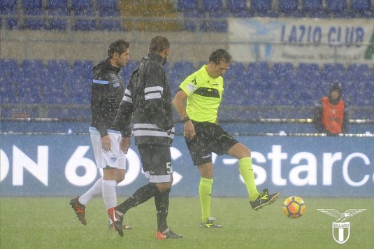 VIDEO | Ştefan Radu, martor la o ploaie ca-n filme la Roma! Startul meciului Lazio - Udinese a fost amânat!