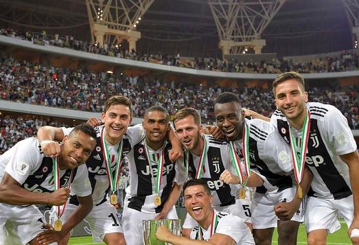 Se pregăteşte schimbul verii! Juventus renunţă la un "greu" din echipă pentru un fotbalist-surpriză de la Chelsea