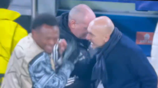 VIDEO | Moment bizar în UEFA Champions League: celebrul antrenor şi-a pălmuit jucătorul, iar camerele au surprins totul