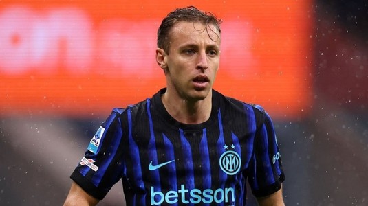 Juventus şi Roma îl vor pe fotbalistul lui Chivu! Suma pe care Inter o cere pentru mijlocaş
