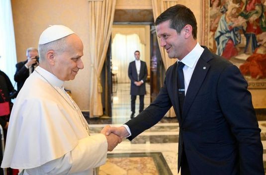Cristi Chivu, faţă-n faţă cu Papa Leon. Jucătorii lui Inter au fost invitaţi de onoare la Vatican